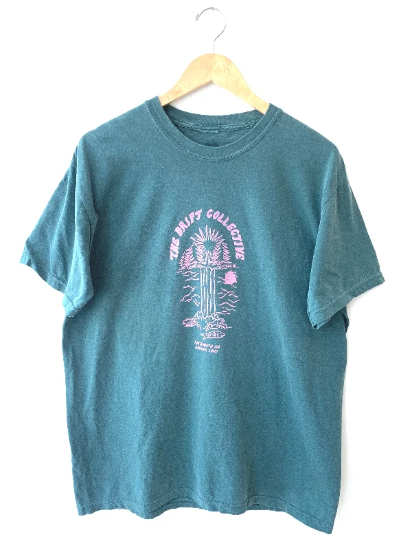 Women's Blouse with Notched CollarABENAKI LAND TEE