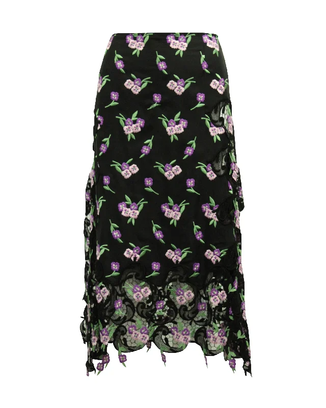 Women's Low-Waisted SkirtsPaco Rabanne Floral Embroidered Skirt in Black Viscose