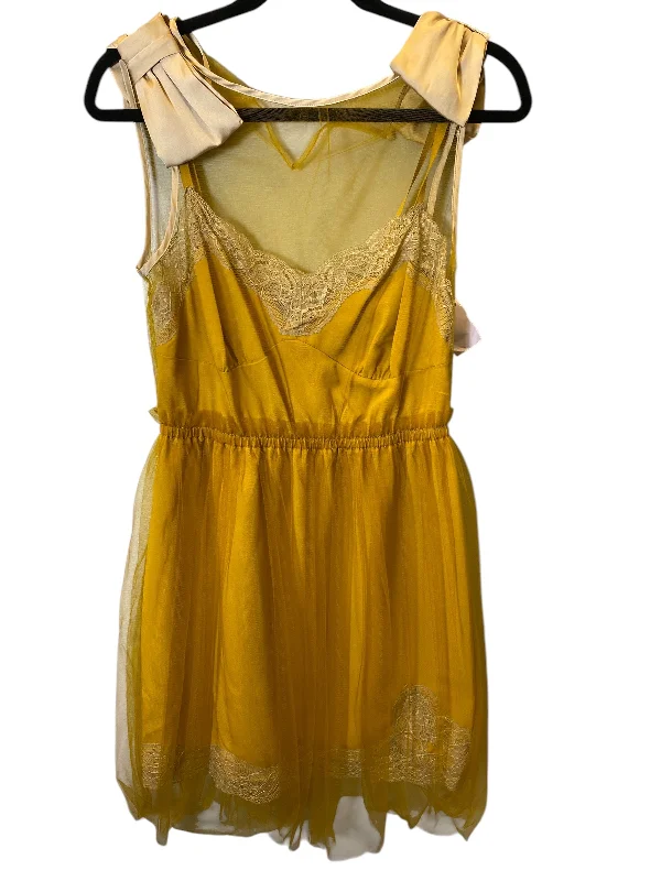 Women's Square-Neck DressesDress Party Short By Cmc In Yellow, Size: S