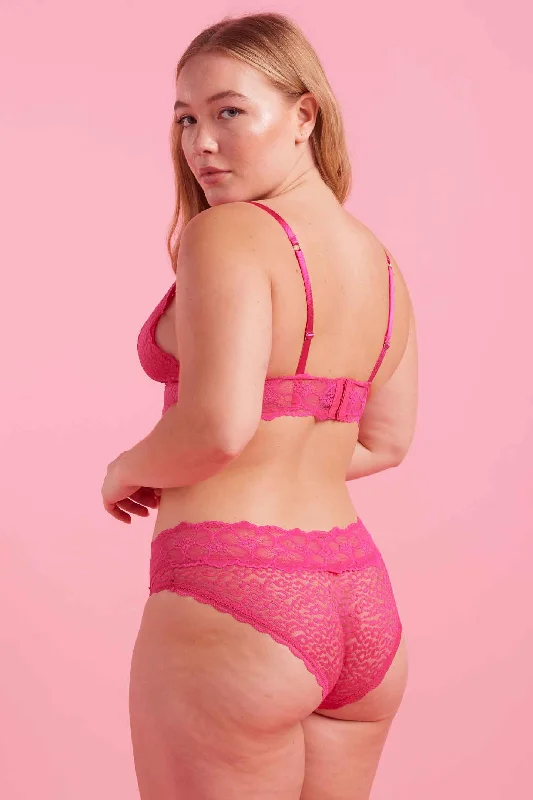 plus-size high-waisted panties with a full-coverage designBella Lace Boyleg