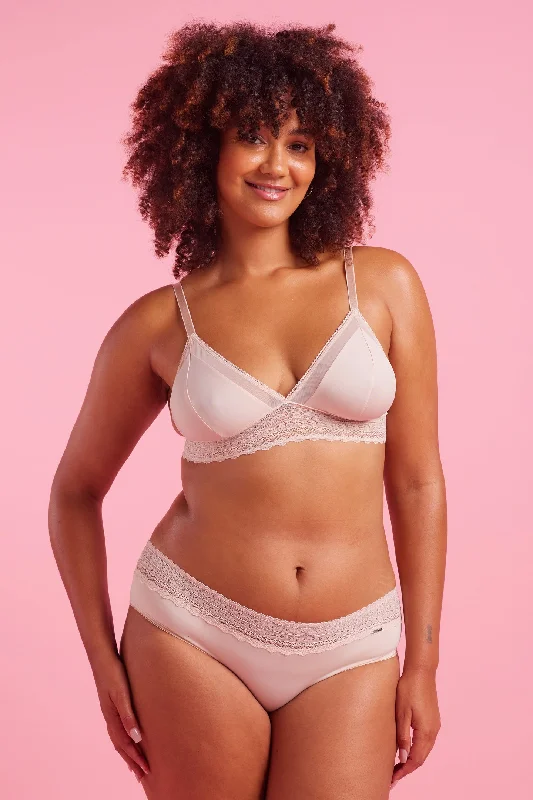 plus-size seamless panties in a variety of colorsLuxe Microfibre Boyleg