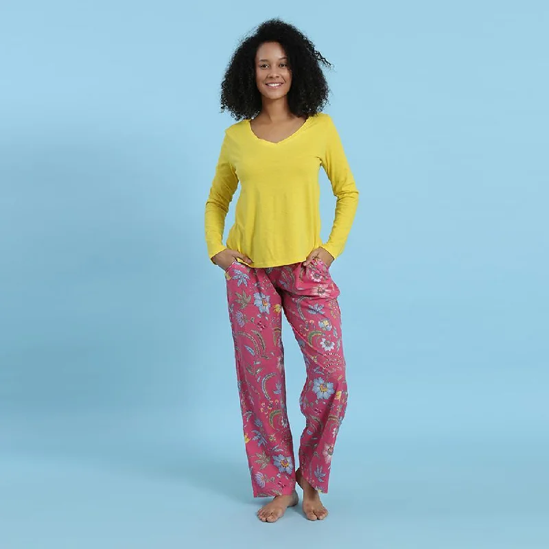 women's pajamas for those who cherish their bedtime routinesNatalie Pant in a bag