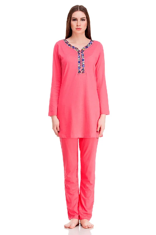 women's pajamas with a comfortable fitPink Night suit